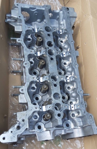 Renault Mater, Opel Movano 2.3 dci 163 LE M9T hengerfej 110422750R