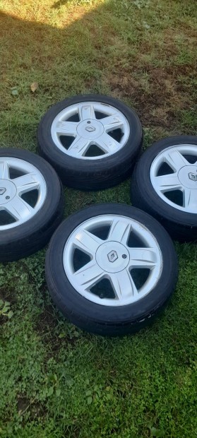 Renault Megan scenic opel volkswagen honda r15 4x100