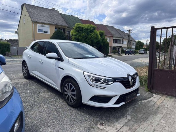 Renault Megane 1.2 TCe Intens jszer