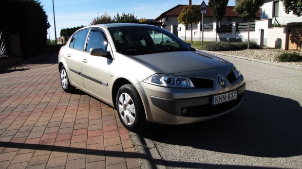 Renault Megane 1.4 Authentique 116000.Km! Gyny...