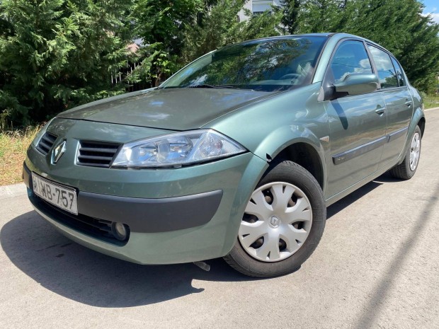 Renault Megane 1.4 Azure magyarországi. leinfor...