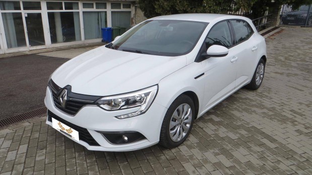 Renault Megane 1.5 Bdci95 - Navigáció - Digitkl...