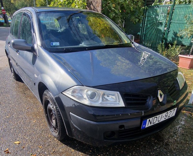 Renault Megane 1.5 DCI 2 szem. tgk. c�ges, sz�ml�s