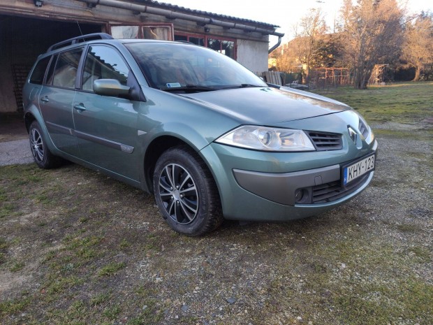 Renault Megane 1,6 16V 110LE, m�szaki 2027.12.01-ig, von�horog