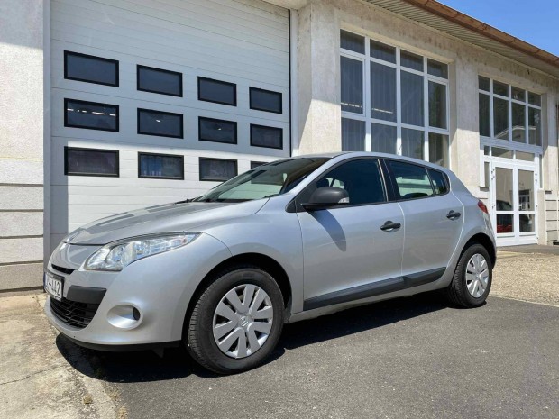Renault Megane 1.6 Expression 113 ezer Km - Mag...
