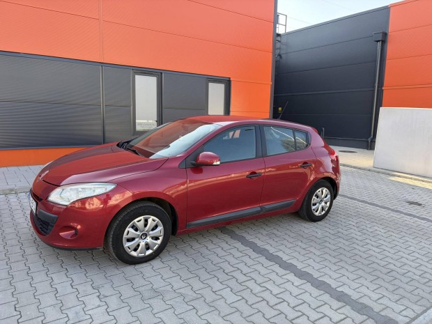 Renault Megane 1.6 Expression Magyarorsz�gi.SZE...