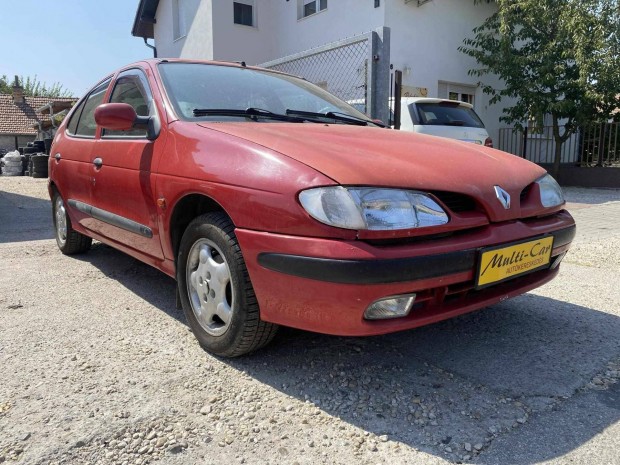 Renault Megane 1.6 RN