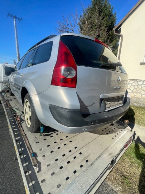 Renault Megane 2 2.0dci m9r klimakompresszor garancival elad