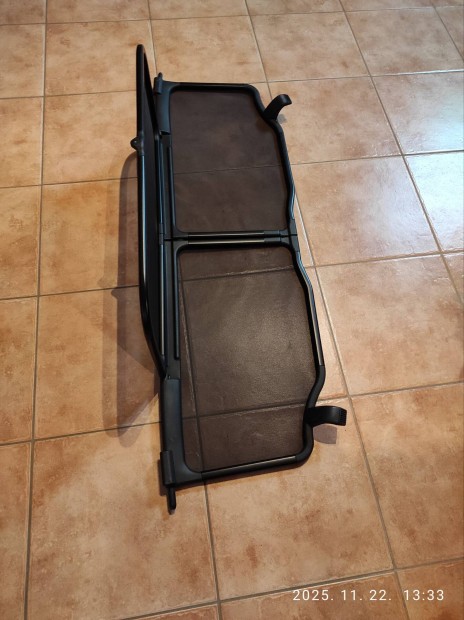 Renault M�gane 2 CC gy�ri sz�lfog� sz�lterel� hal� 