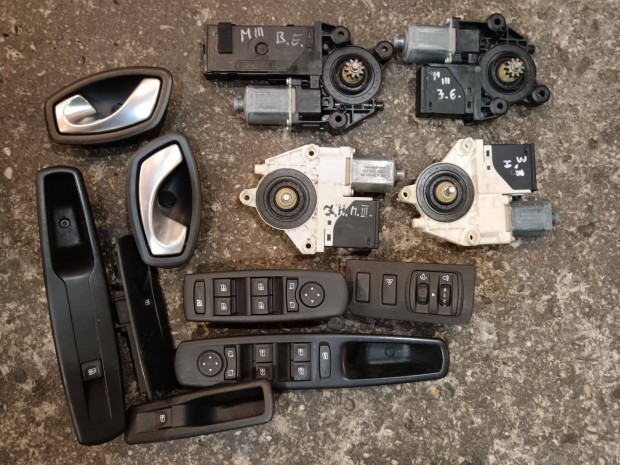 Renault Mégane 3 Elektromos Ablakemelő Motor