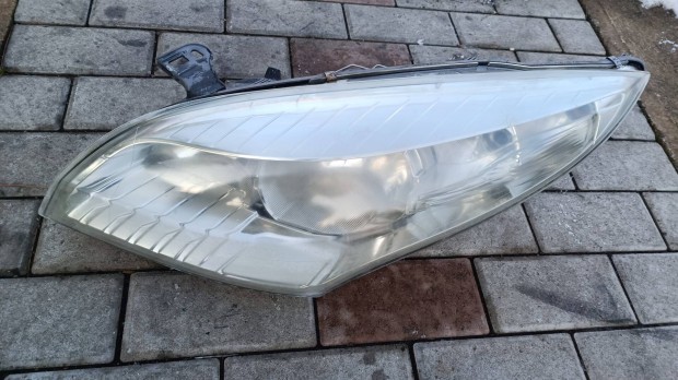 Renault M�gane 3 bal els� gy�ri bontott f�nysz�r� l�mpa