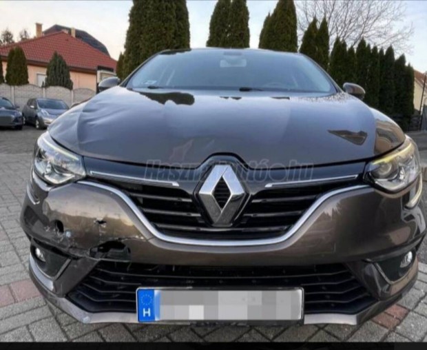 Renault Megane 4 motorháztető 