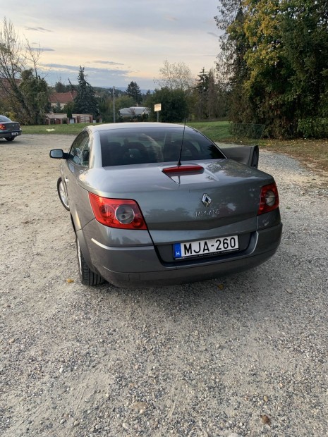 Renault Megane CC II alkatrsznek elad 