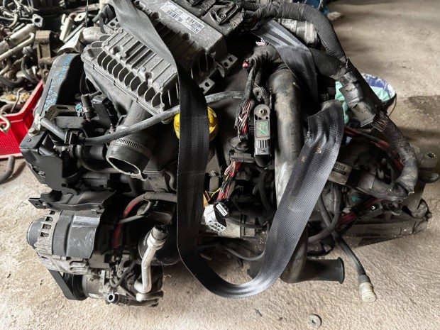 Renault Megane Clio Dacia 1.5dCi 110le motor K9K836-k�du 2009-