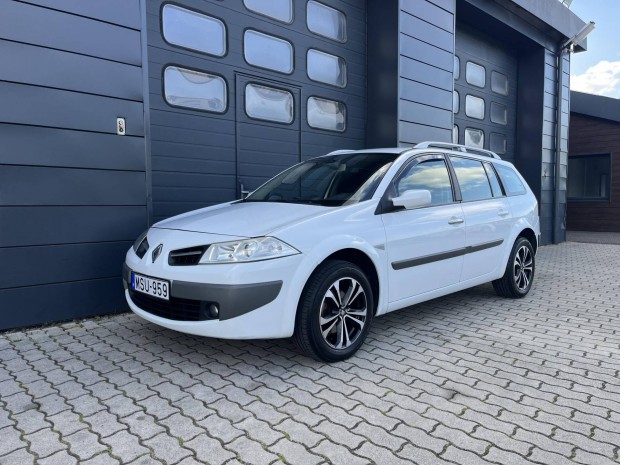 Renault Megane Grandtour 1.5 dCi Dynamique SZER...