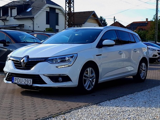 Renault Megane Grandtour 1.6 SCe Intens Magyaro...