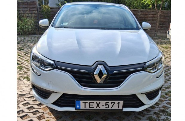 Renault Megane Grantour 1,3TCe Life, 31000 km, sérülésmentes