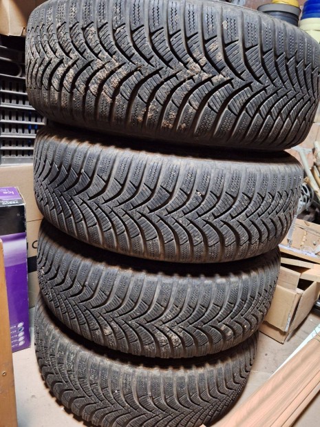 Renault Megane III Hankook 205/55/R16 114,3x5 66,1mm téli kerékszett