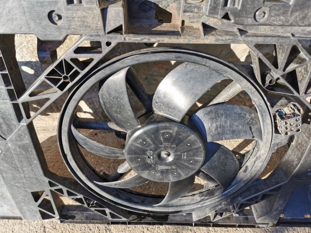 Renault Megane III (2009-2015) gyári homlokfal (752100004R),