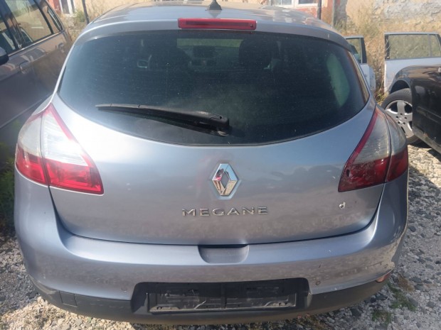 Renault Megane III csomagtér ajtó
