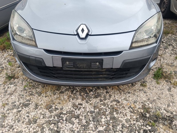 Renault Megane III első lökhárító