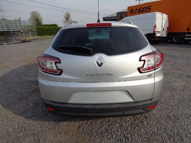 Renault Megane III grandtour lkhrt sarok 850170002r 850160002r