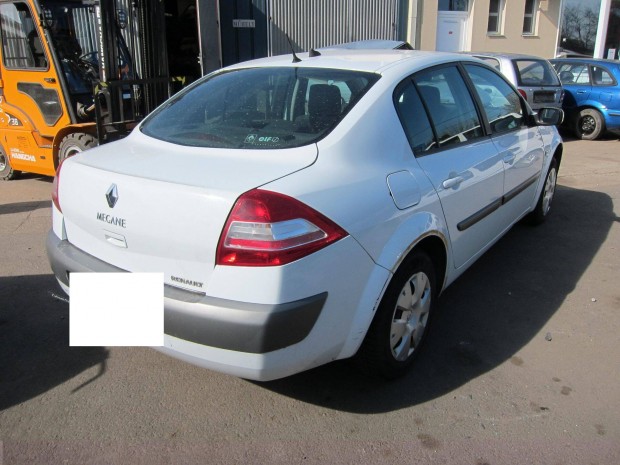Renault Megane II/2 Sedan bontott haszn�lt alkatr�szek
