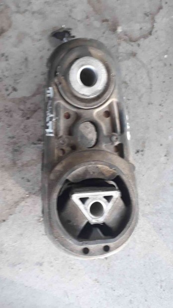 Renault Megane II Motortartó Bak