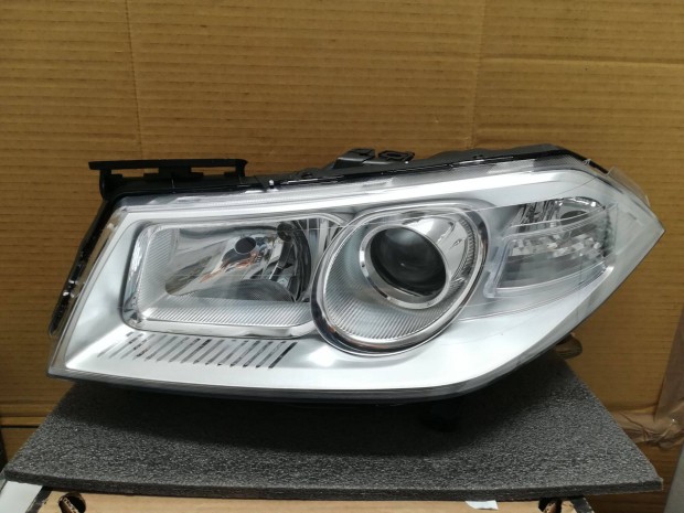 Renault Megane II fényszóró bal 2006 -> 2008 (H7,H1)