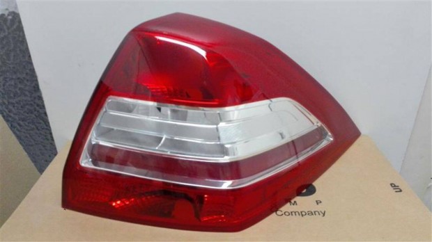 Renault Megane II h�ts�l�mpa jobb (4) 2006 -> 2008 �res