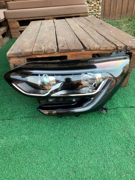 Renault Megane IV. Megane 4 bal első lámpa