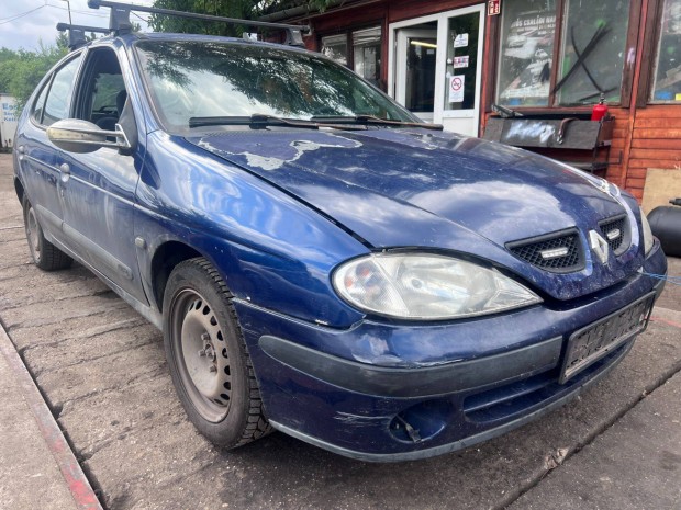 Renault Megane I/2 (2001) 1.4i K4JC Alkatrészek #M2862