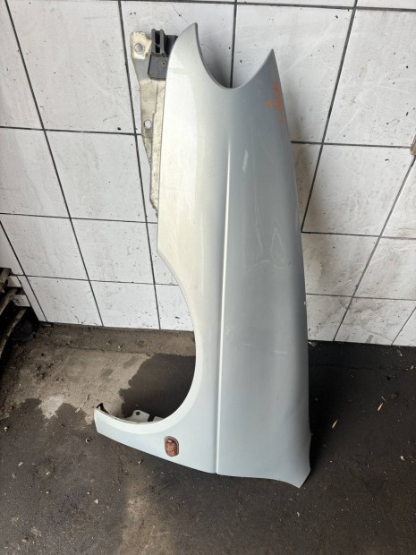 Renault Megane I bal s�rv�d� vil�gos sz�rke 