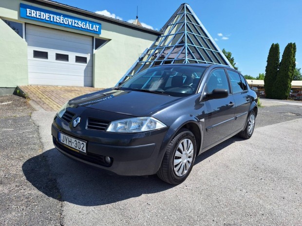 Renault Megane Limousine 1.4 Authentique Magyar...