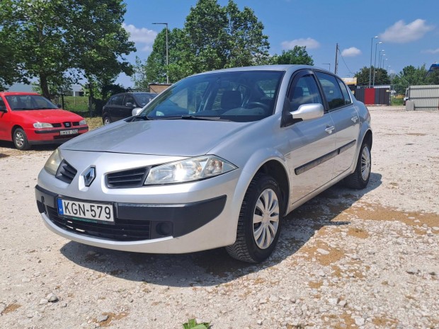 Renault Megane Limousine 1.4 Authentique Plus J...