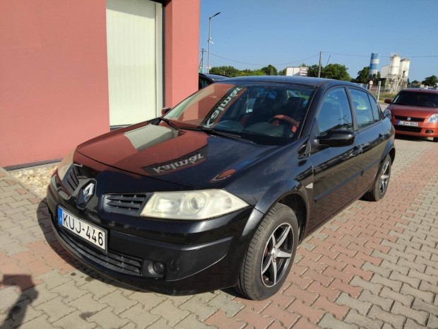Renault Megane Limousine 1.4 Azure