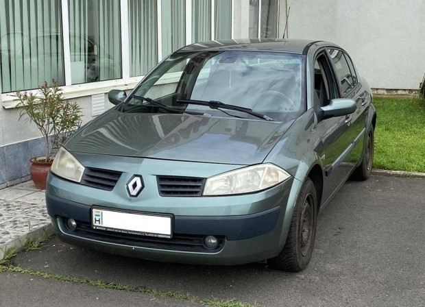 Renault Megane Limousine 1.6 Authentique Magyar...