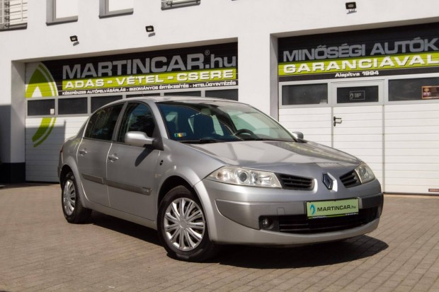 Renault Megane Limousine 1.6 Dynamique Gynyr...