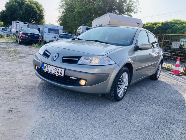 Renault Megane Limousine 1.9 dCi Privilege Kama...