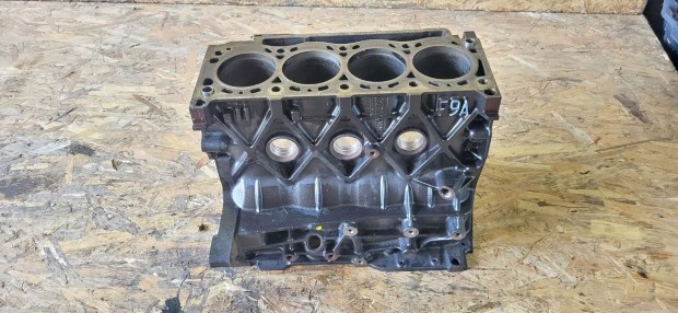 Renault Megane Scenic Nissan Primera 95- 1.9 �res motorblokk t�mb 4884