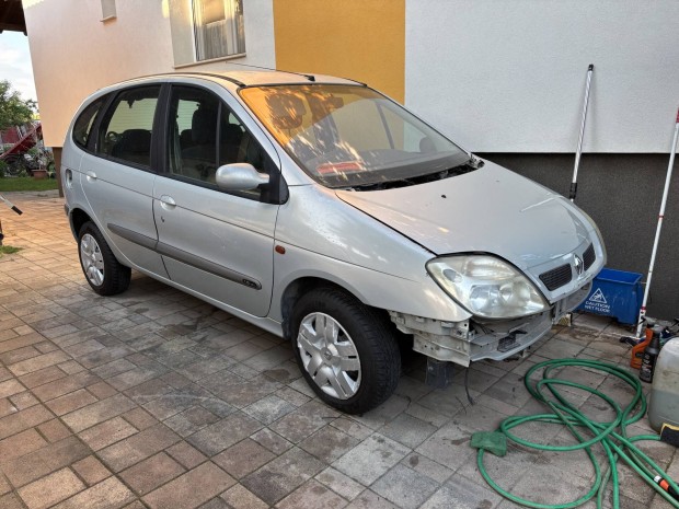 Renault Megane Scenic 