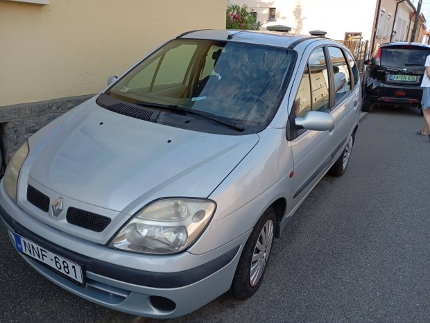 Renault Mgane Scenic elad vizsgval