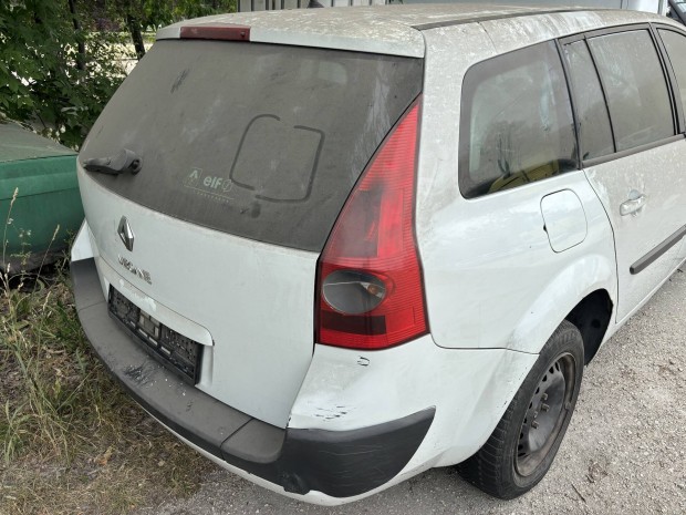 Renault Megane csomagtér ajtó lámpa lökhárító ajtó tükör