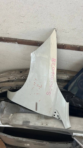 Renault Megane fehér bal első sárvédő