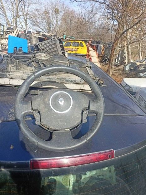 Renault Megane korm�ny elad� 