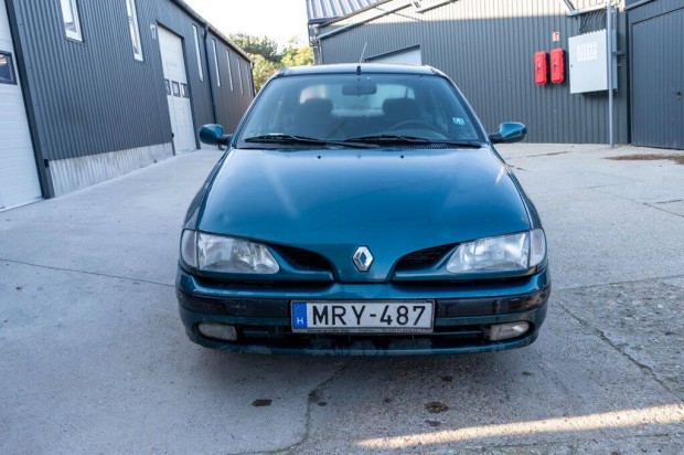 Renault Megane lejrt mszakival elad