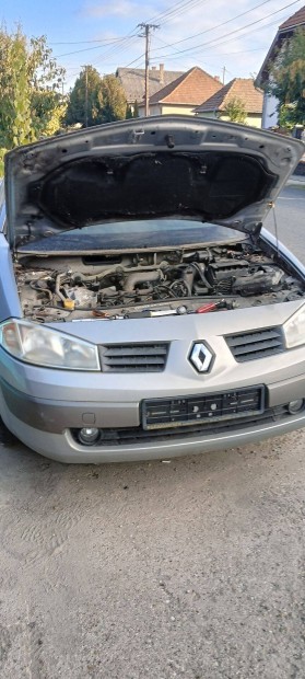 Renault Megane ll első lökhárító