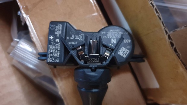 Renault Nissan tpms szelep szett
