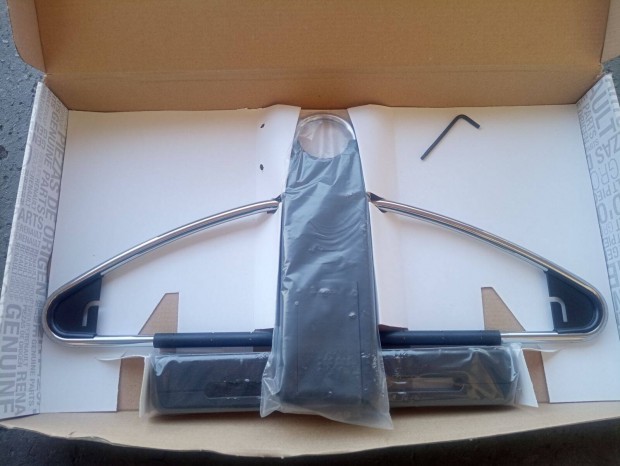 Renault Ruhaakaszt 7711578137 Renault fogas vllfa gyri eredeti