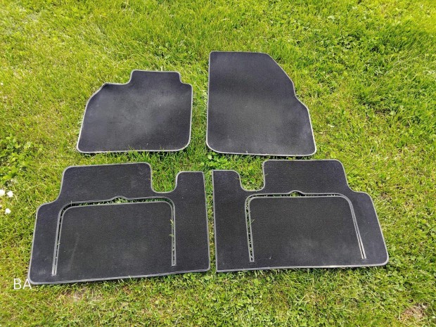 Renault Scenic 2 Gyri Sznyeg garnitra